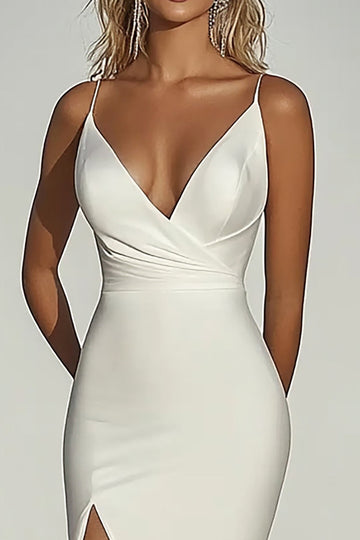 élégante sirène en satin ivoire à épaules dénudées froncée robe de mariée longue avec fente